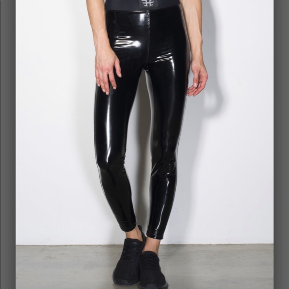 HEROINE SPORT DOWNTOWN LEGGING [ BLACK PATENT ] - Picture 3 of 5